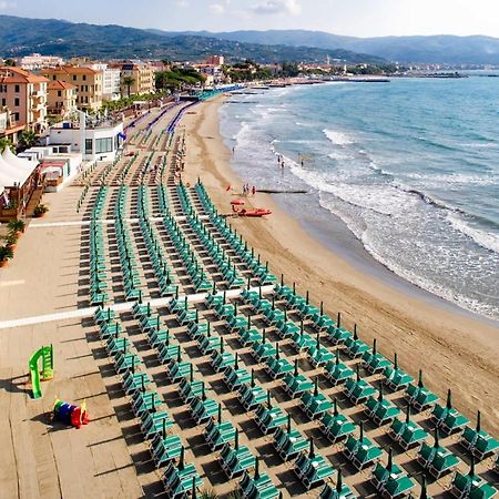 La Margherita Ντιάνο Μαρίνα Εξωτερικό φωτογραφία